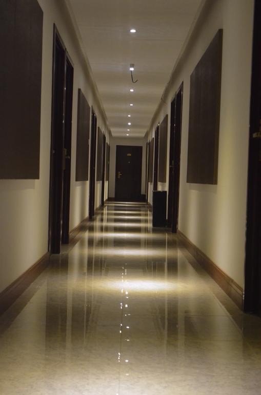 Mustika Gajah Mada Hotel Jakarta Kültér fotó