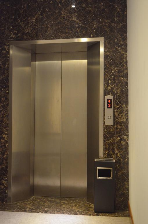 Mustika Gajah Mada Hotel Jakarta Kültér fotó