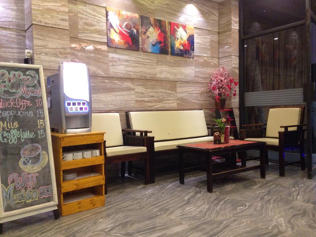 Mustika Gajah Mada Hotel Jakarta Kültér fotó