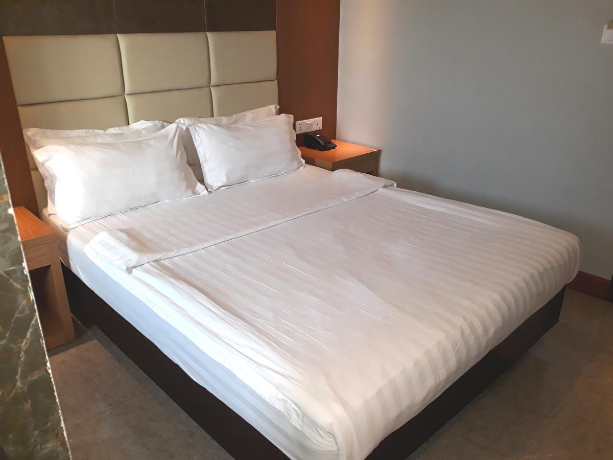Mustika Gajah Mada Hotel Jakarta Kültér fotó